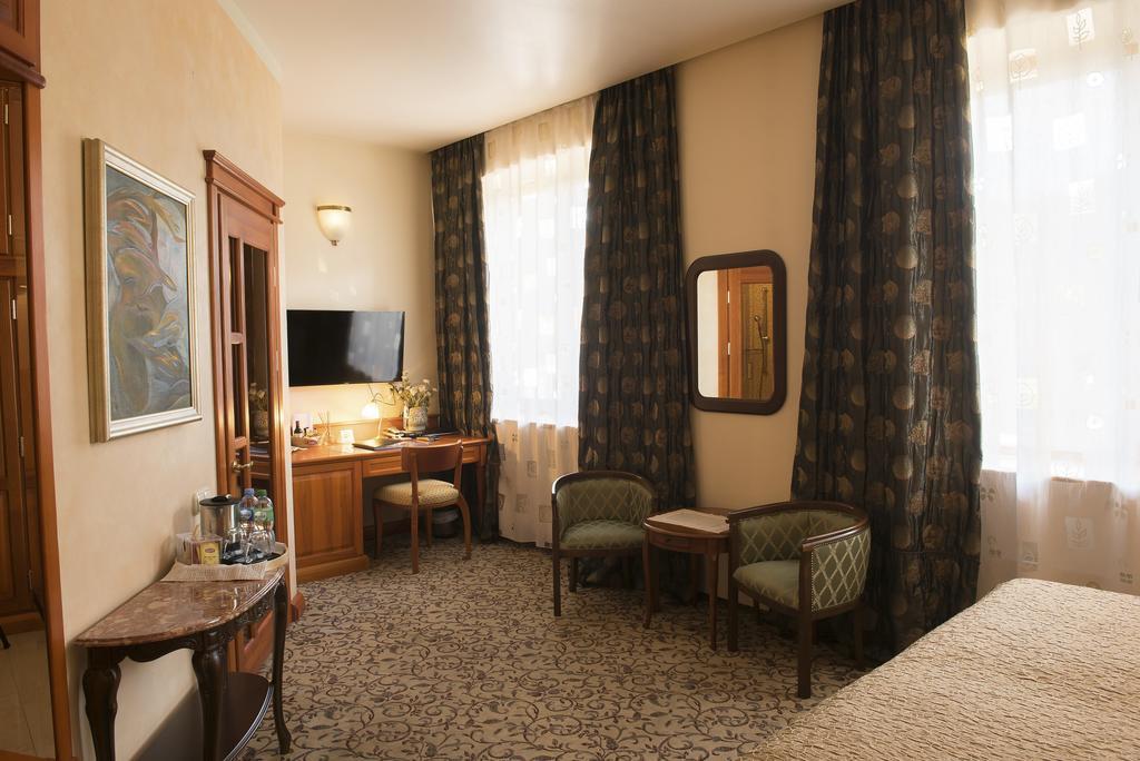 Pazaislis Park Hotel Kaunas Exterior foto